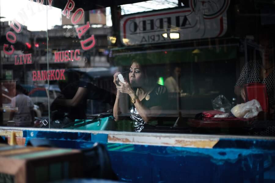 Le quartier sulfureux de Soi Cowboy en plein après-midi