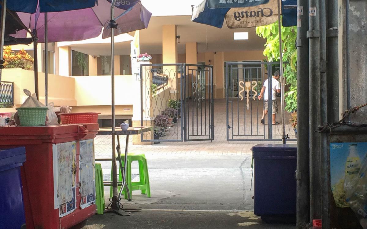 Bangkok Insider Tipp Garküche Hinterhof